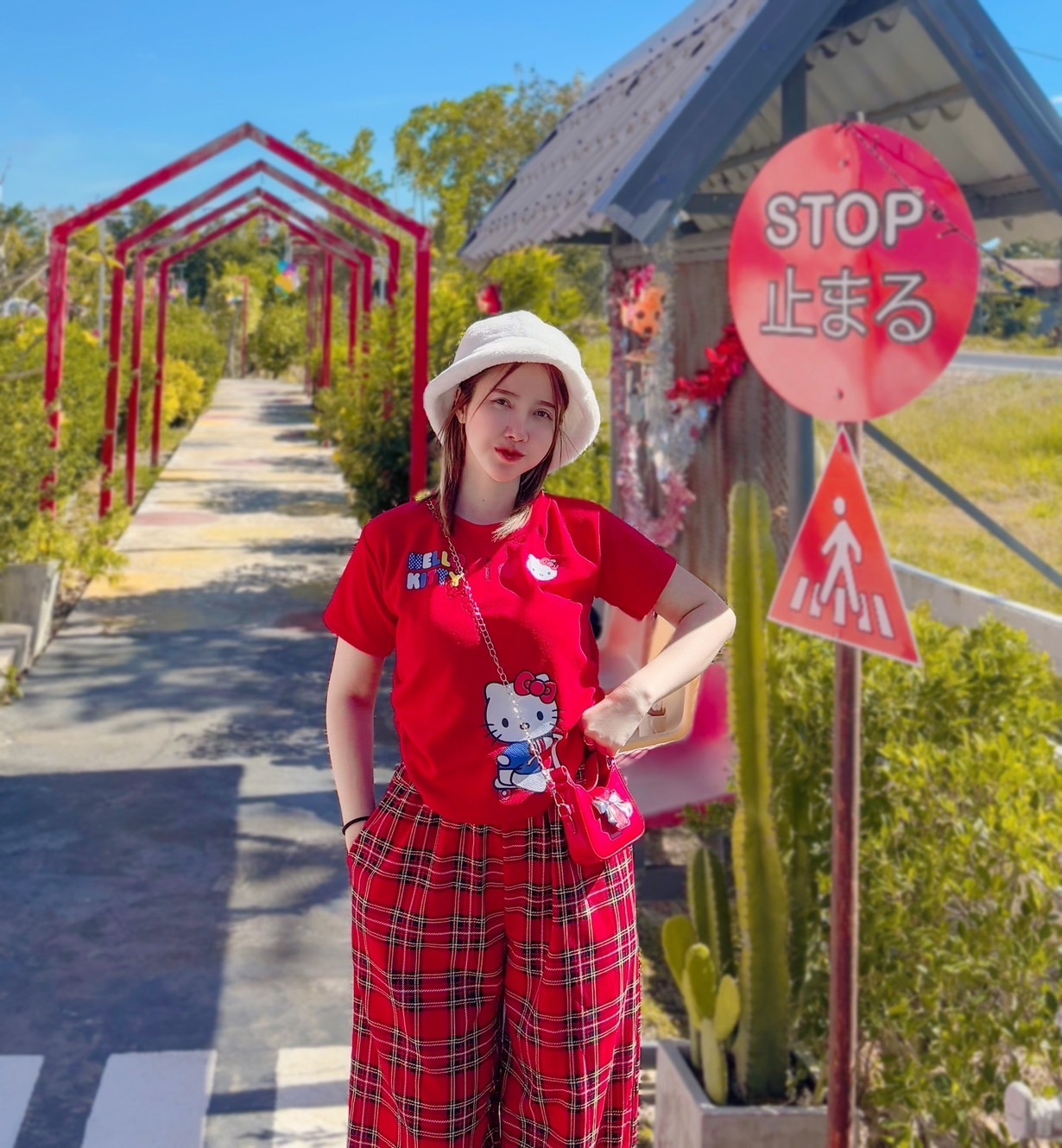 เซตเสื้อเอวย่น น้องตี้ กางเกงขายาวผ้าไหมอิตาลี่ อก32-38 เอว24-34 สพ44 กางเกงยาว40