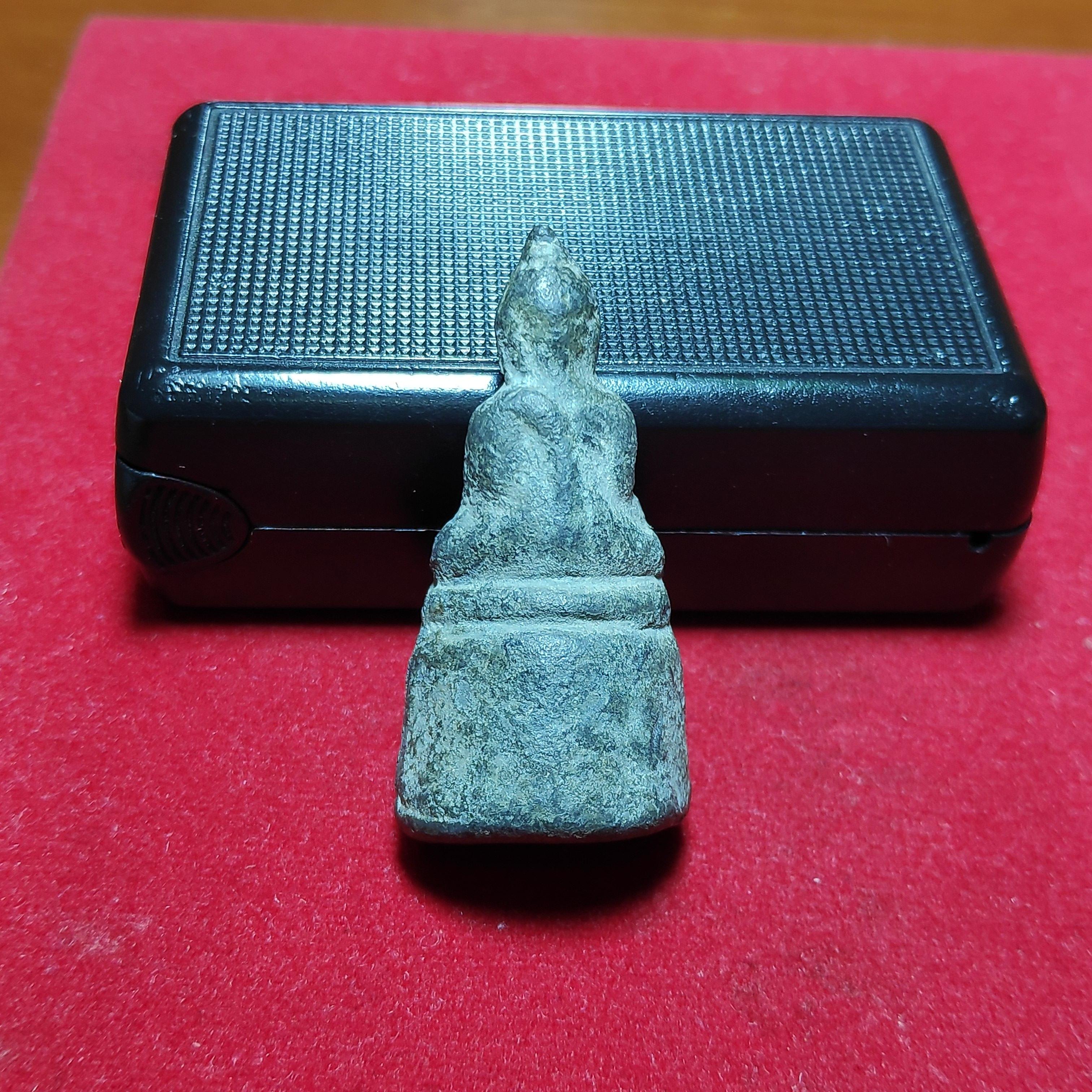 รูปหล่อพิมพ์พระประธานหลวงพ่อเนียมวัดน้อยเนื้อตะกั่ว