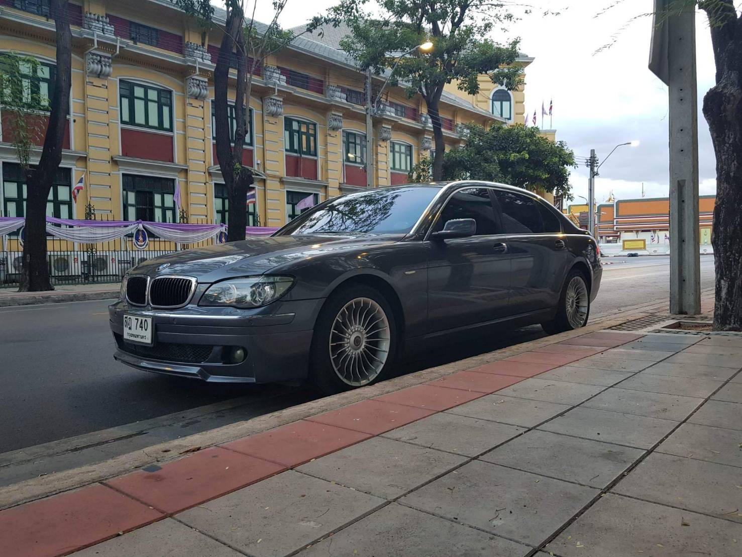 BMW Series 7 740LI E66 ปี 2005 รถหรู รถแรง พร้อมใช้งาน