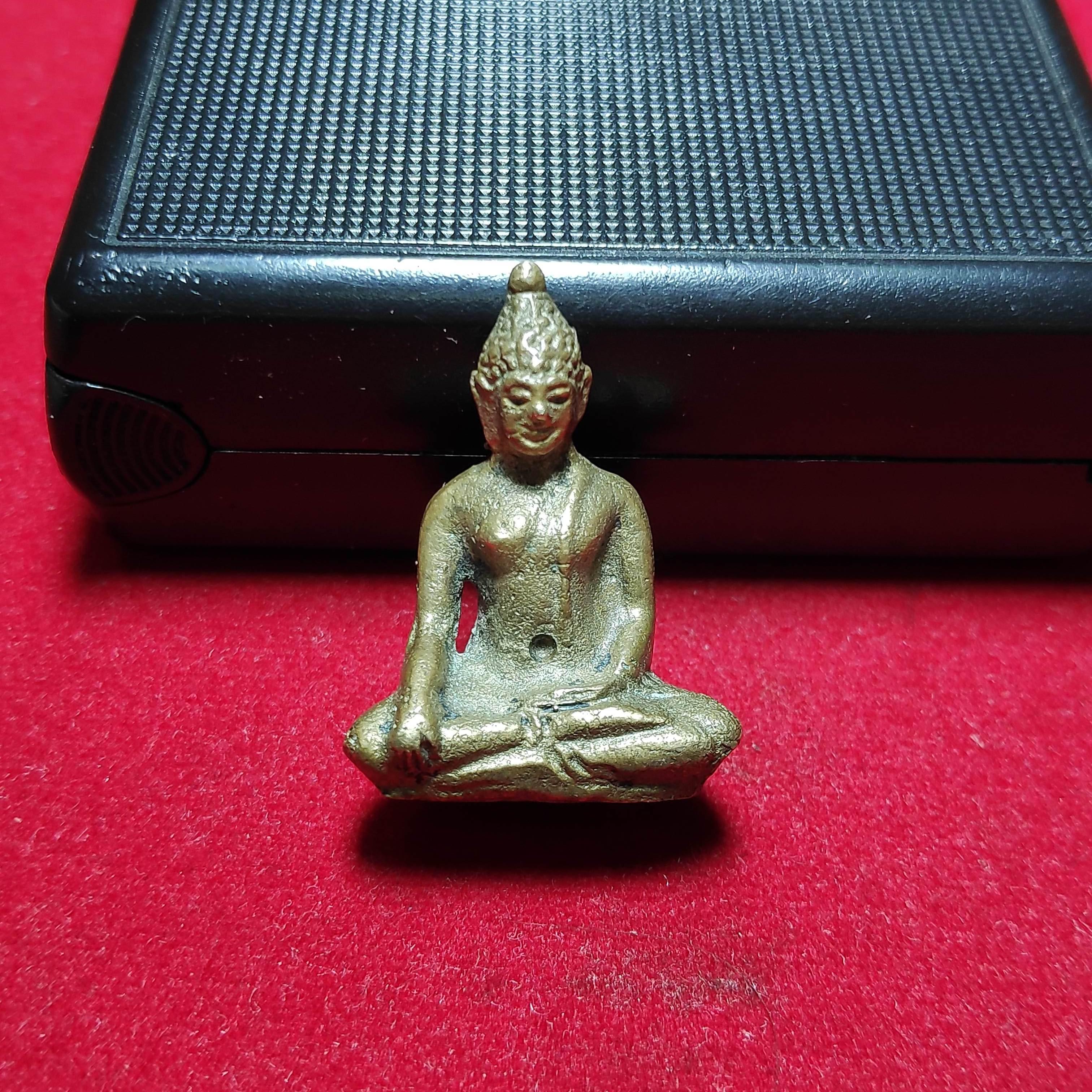 รูปหล่อพระพุทธมงคลนายกเจ้าคุณนรปลุกเสกปี2512