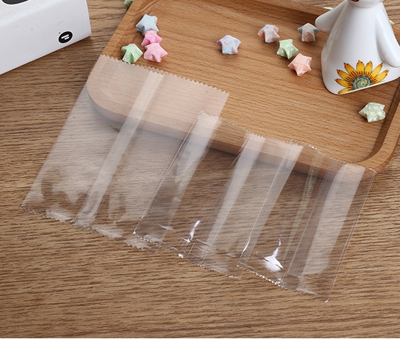 ถุงซีลกลาง ขอบหยัก 7x10 เนื้อใส แพ็ค 100 ใบ