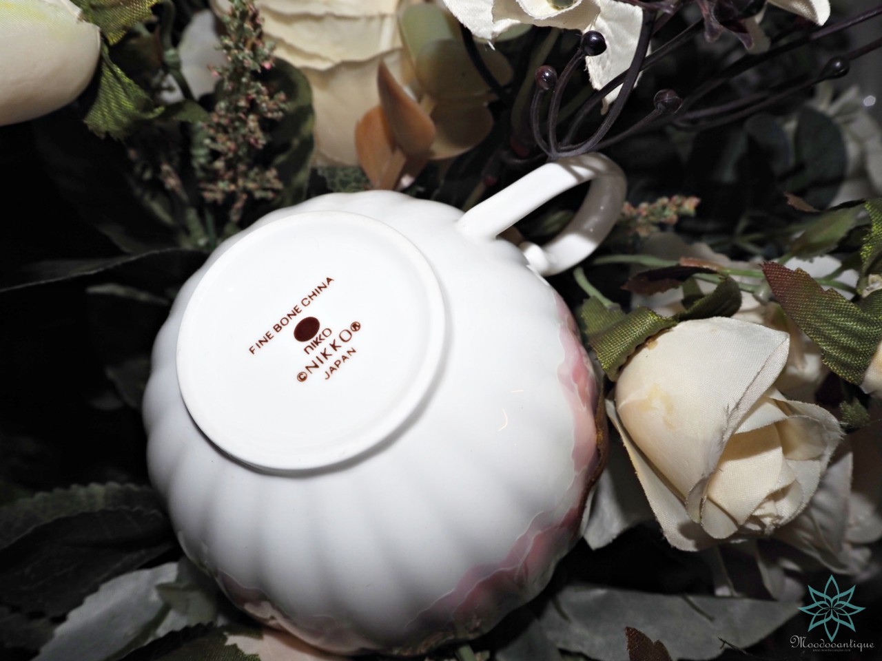 ถ้วยชา NIKKO FINE BONE CHINA IN JAPAN