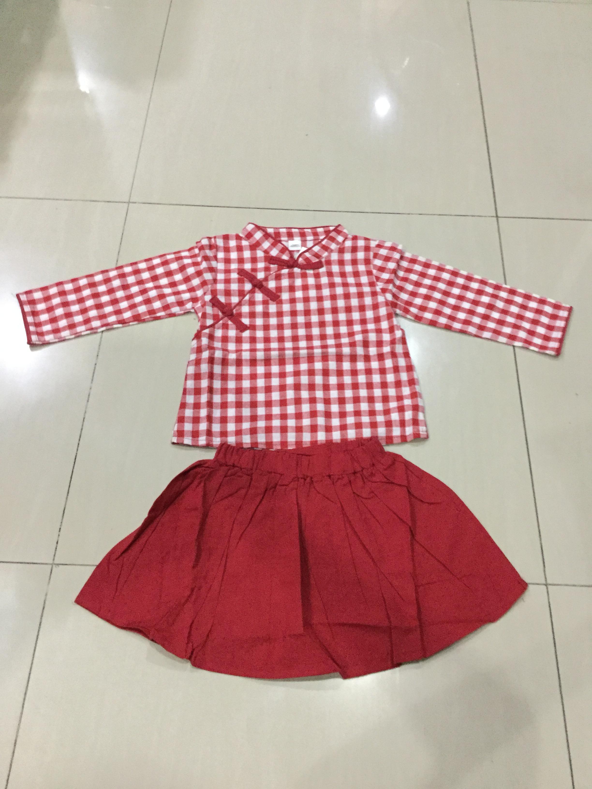 ชุดเสื้อลายสก๊อต +กระโปรง ผ้าฝ้าย สีแดง รหัส SC 58 สินค้าพร้อมส่ง