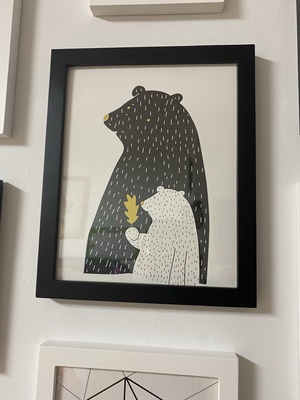 ชุดกรอบรูปติดผนัง Black&White11 (Bear&Bird) กรอบรูปไม้สีขาวดำ11 ชิ้น พร้อมภาพตามแบบและวัสดุติดตั้ง