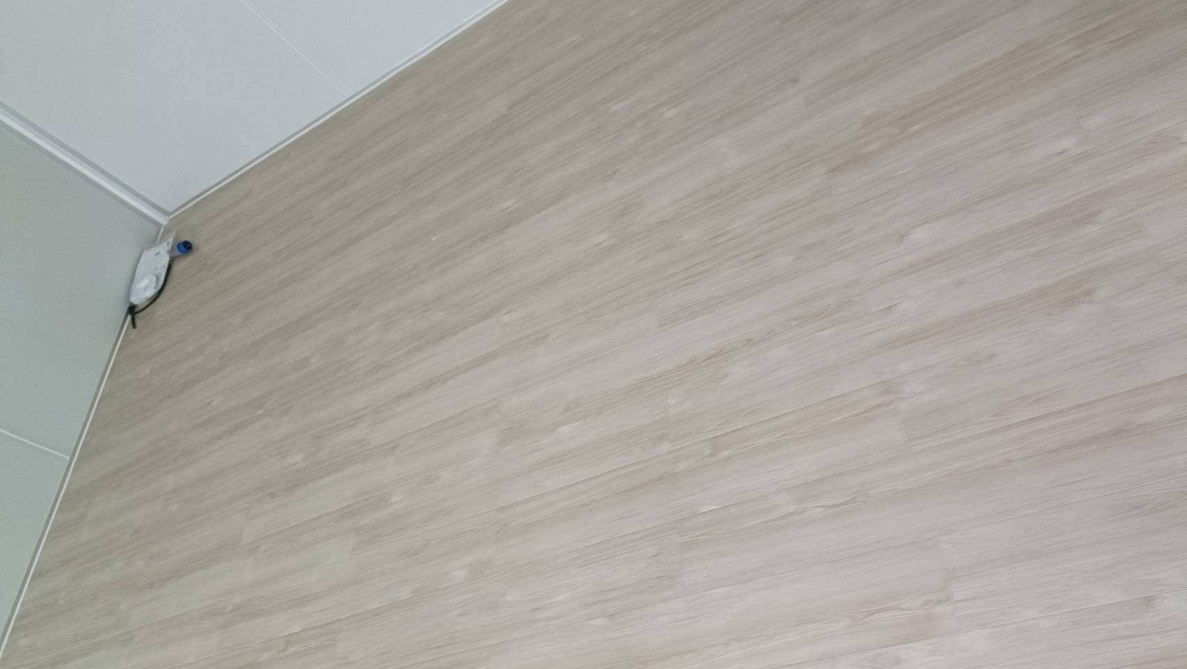 House Knockdonw UN-F04 3 เมตร *4 เมตร ** รับประกันสินค้า 1 ปี ส่งโดยรถเฮี๊ยบ ค่าจัดส่ง 18000