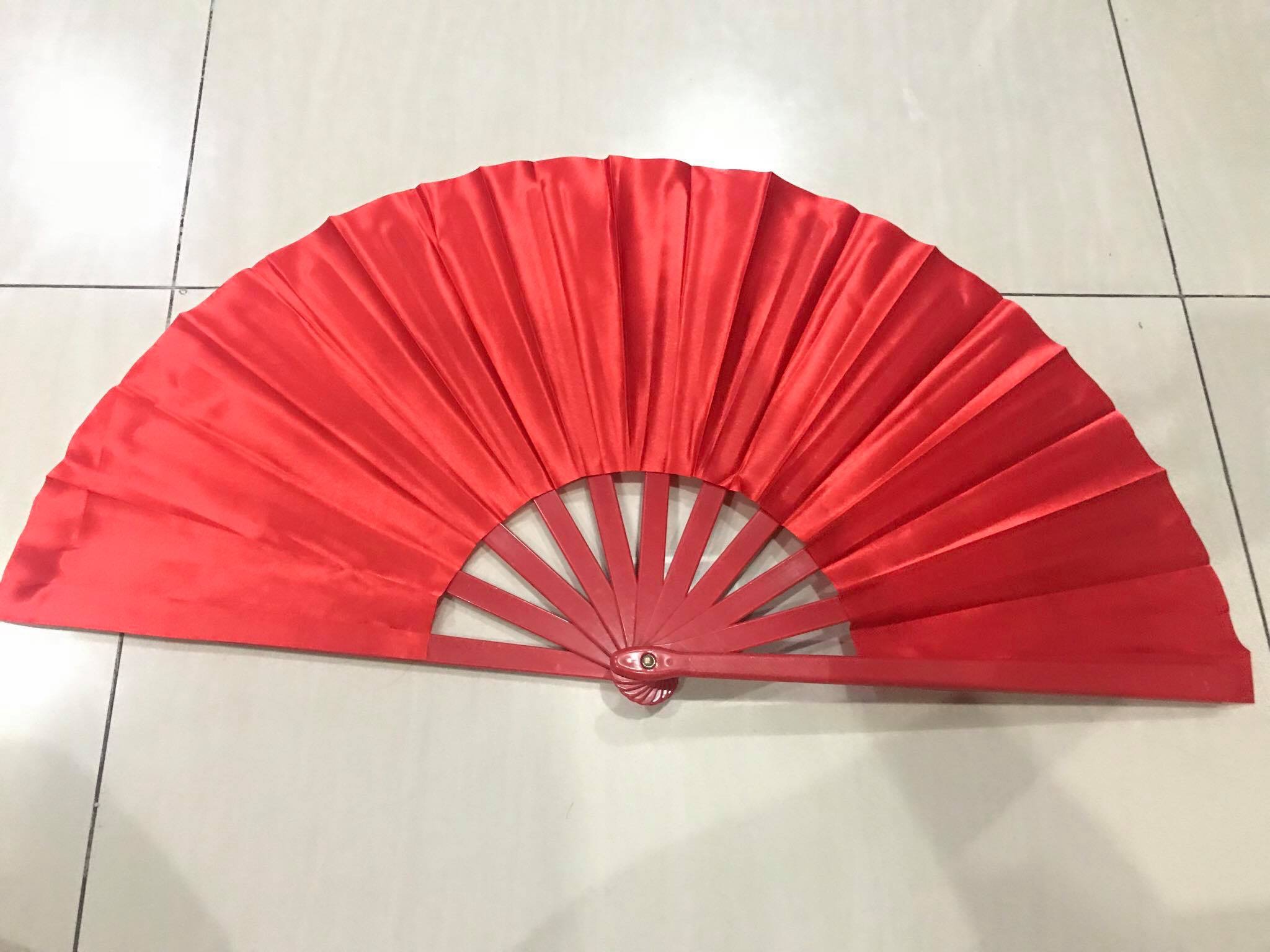 พัดรำไทเก๊กและกังฟู. สีแดงล้วน สินค้าพร้อมส่ง