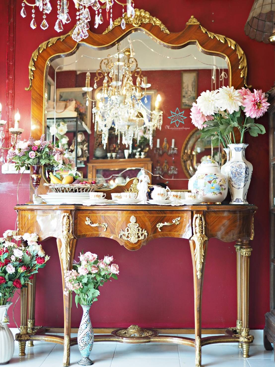 French dressers with mirror