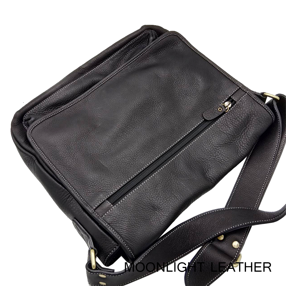 กระเป๋าหนังแท้สะพายข้าง สำหรับผู้ชาย Moonlight สีดำ ทำจากหนังวัวแท้ทั้งใบ นิ่มมาก ขนาดใหญ่ ไม่ลอก มีรับประกัน