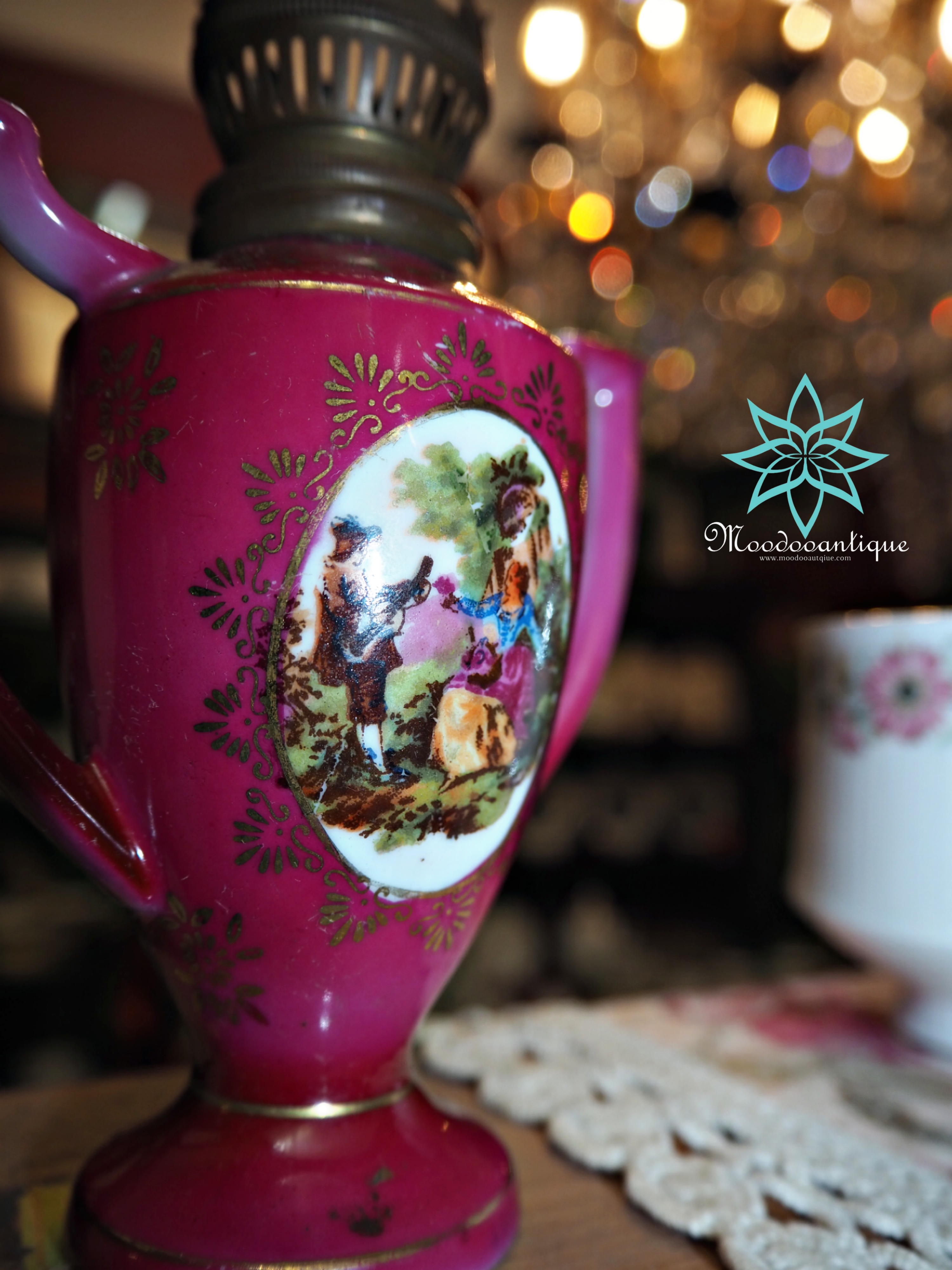 ตะเกียงแอนทีคใบเล็กจากตุรกี