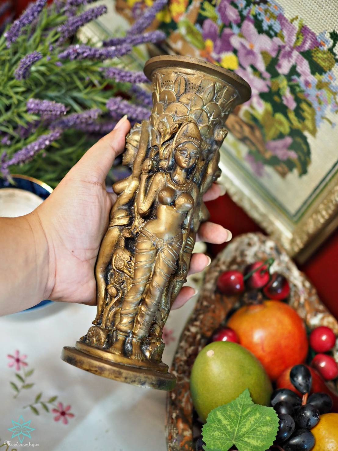 Three Lady holding a flower pot , brass Handicraft Art Traditional