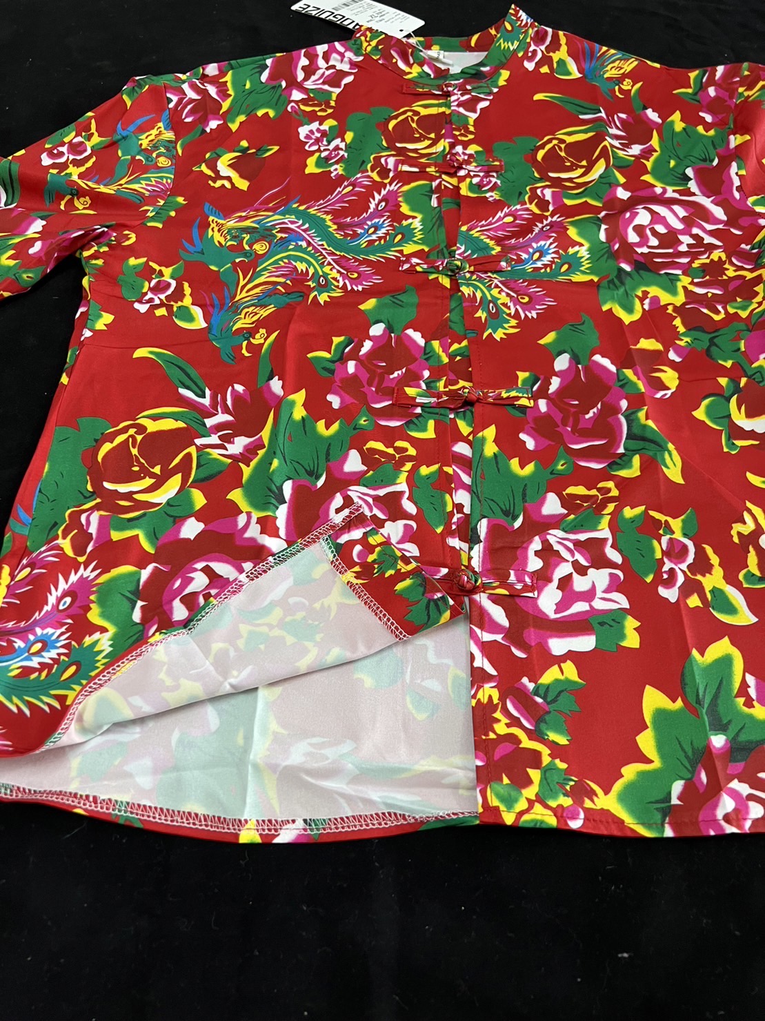 เสื้อจีนชายลายดอกไม้สีแดง