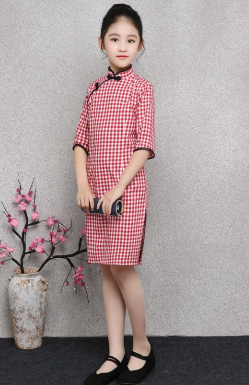 เดรสลายสก๊อตสีแดง. ผ้าฝ้าย รหัส VV 51 สินค้าพร้อมส่ง