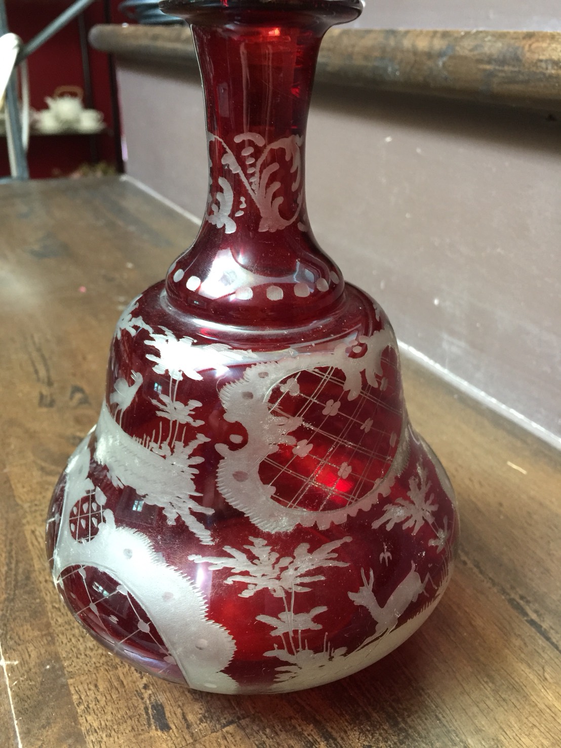 เครื่องแก้วแอนทีคโบฮีเมี่ยน