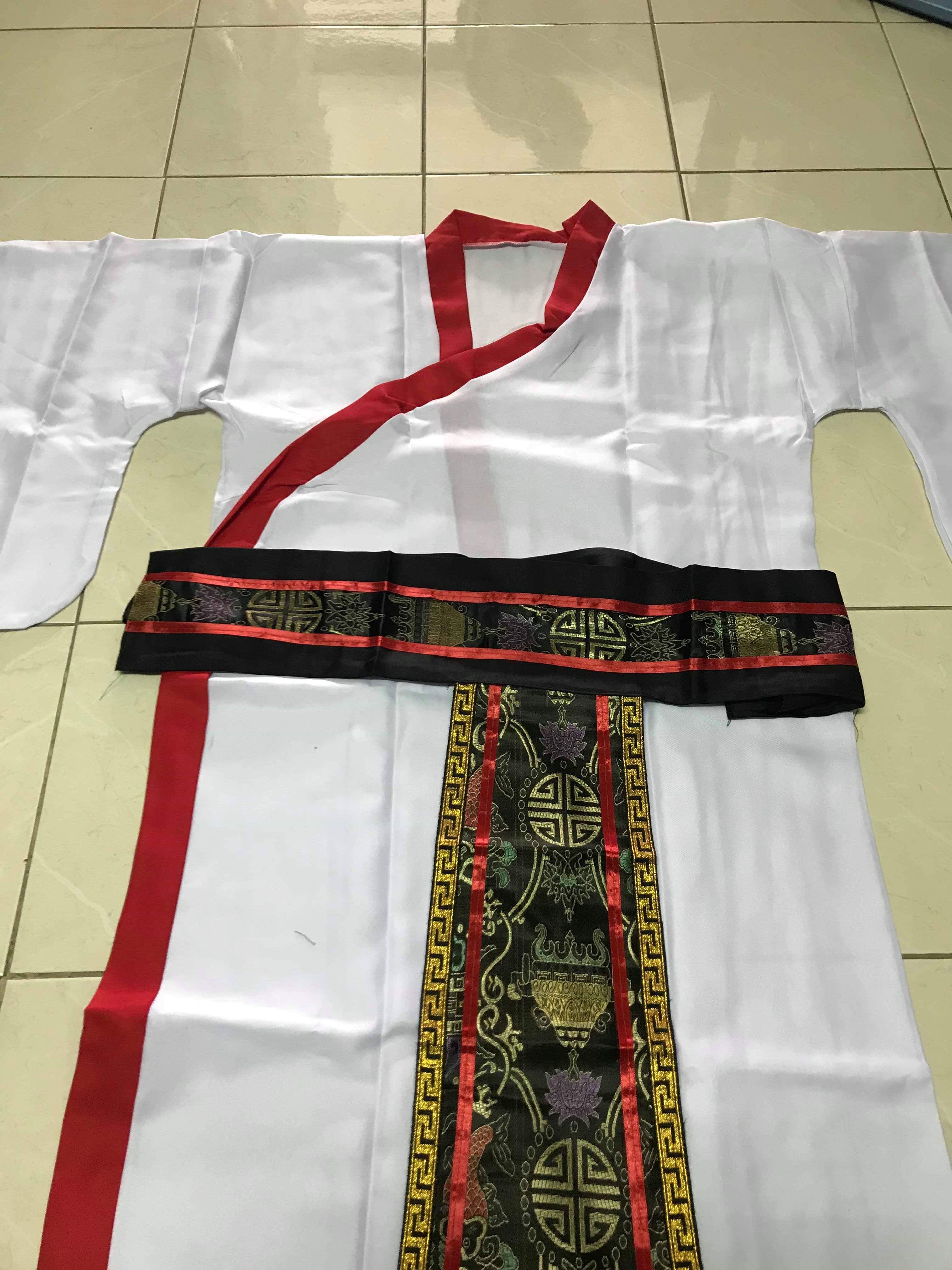 ชุดจีนราชวงศ์ฉินสีขาว รหัส UV 59