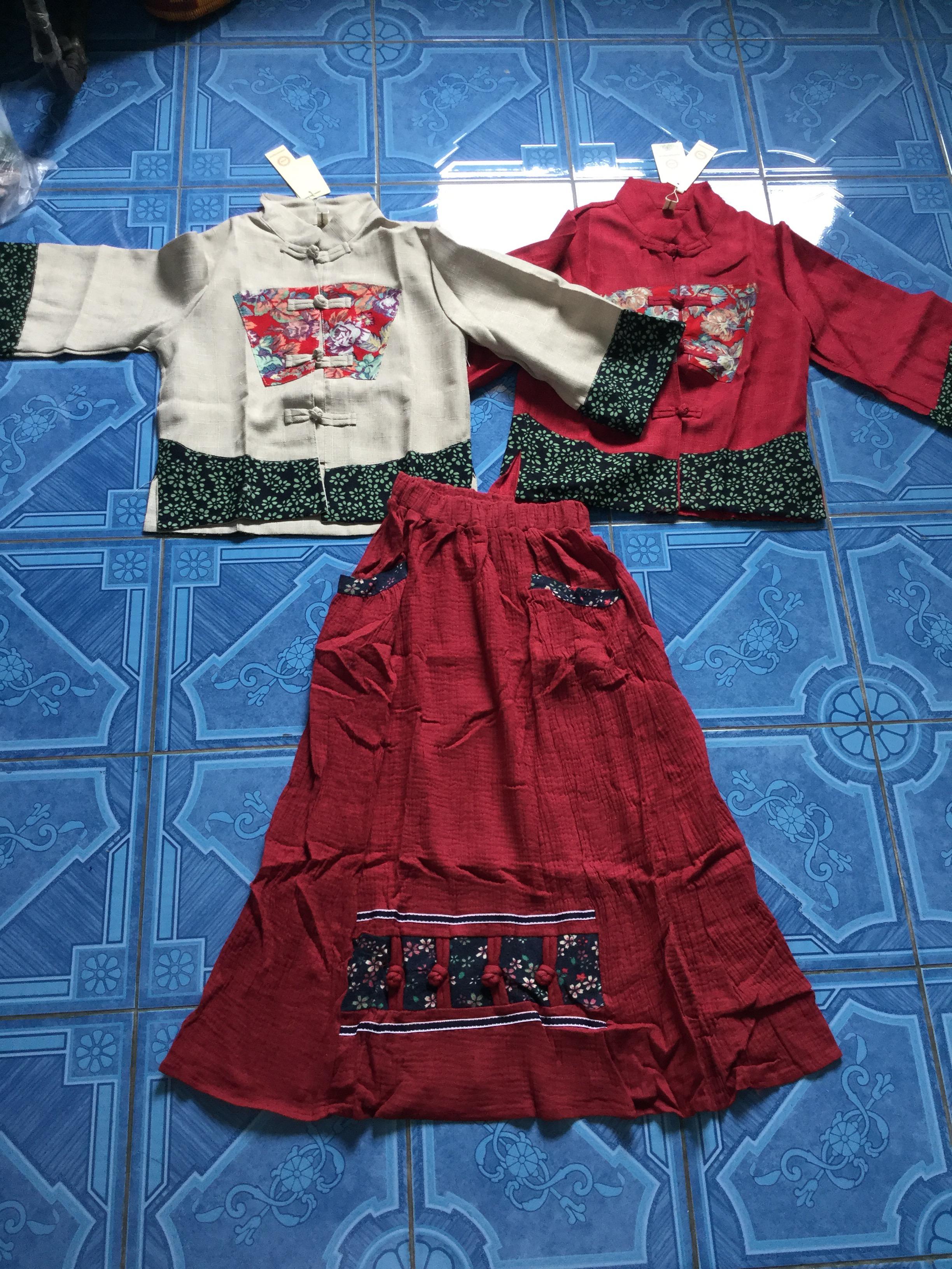 กระโปรงสีแดง / สีน้ำเงิน. รหัส DD50 สินค้าพร้อมส่ง