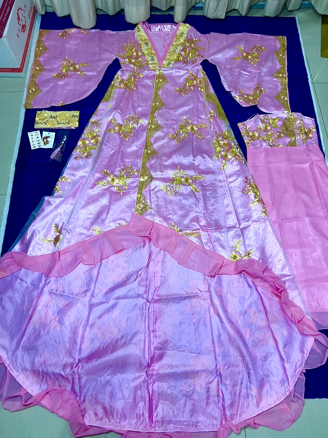 ลูกค้า จองเช่า #ชุดเจ้าหญิงฮั่นฝูสีแชมพู. รหัส FHN198 สินค้าพร้อมส่ง