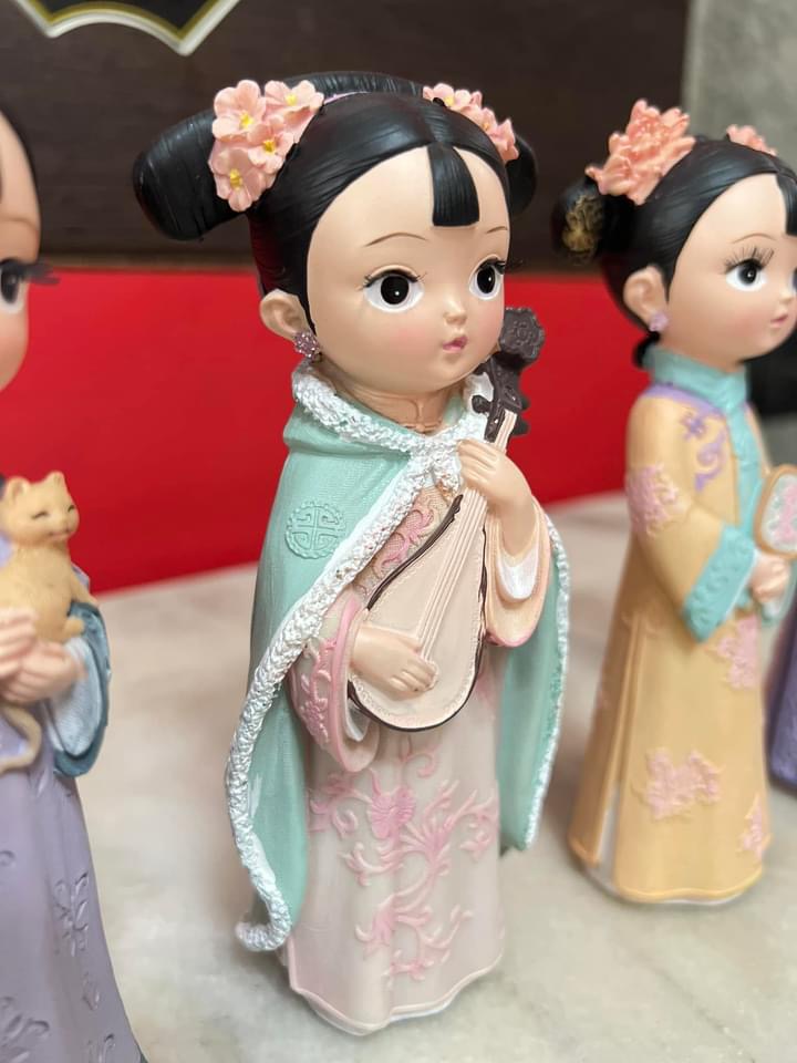 #ตุ๊กตาเรซิ่น นางสนม ชุดที่1