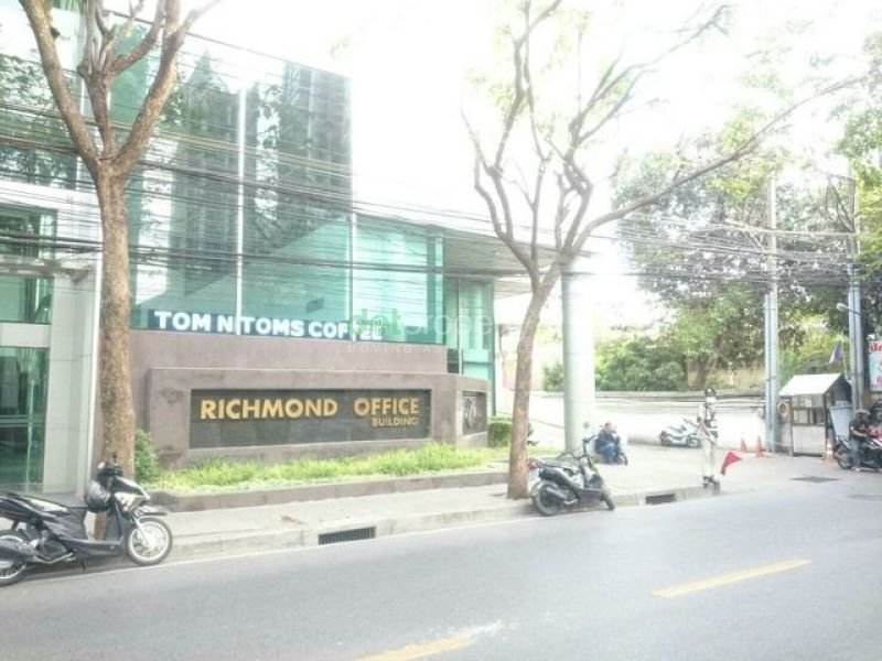 ให้เช่าออฟฟิศ พื้นที่สำนักงาน อาคารริชมอนด์ทาวเวอร์ ซ.สุขุมวิท 26
