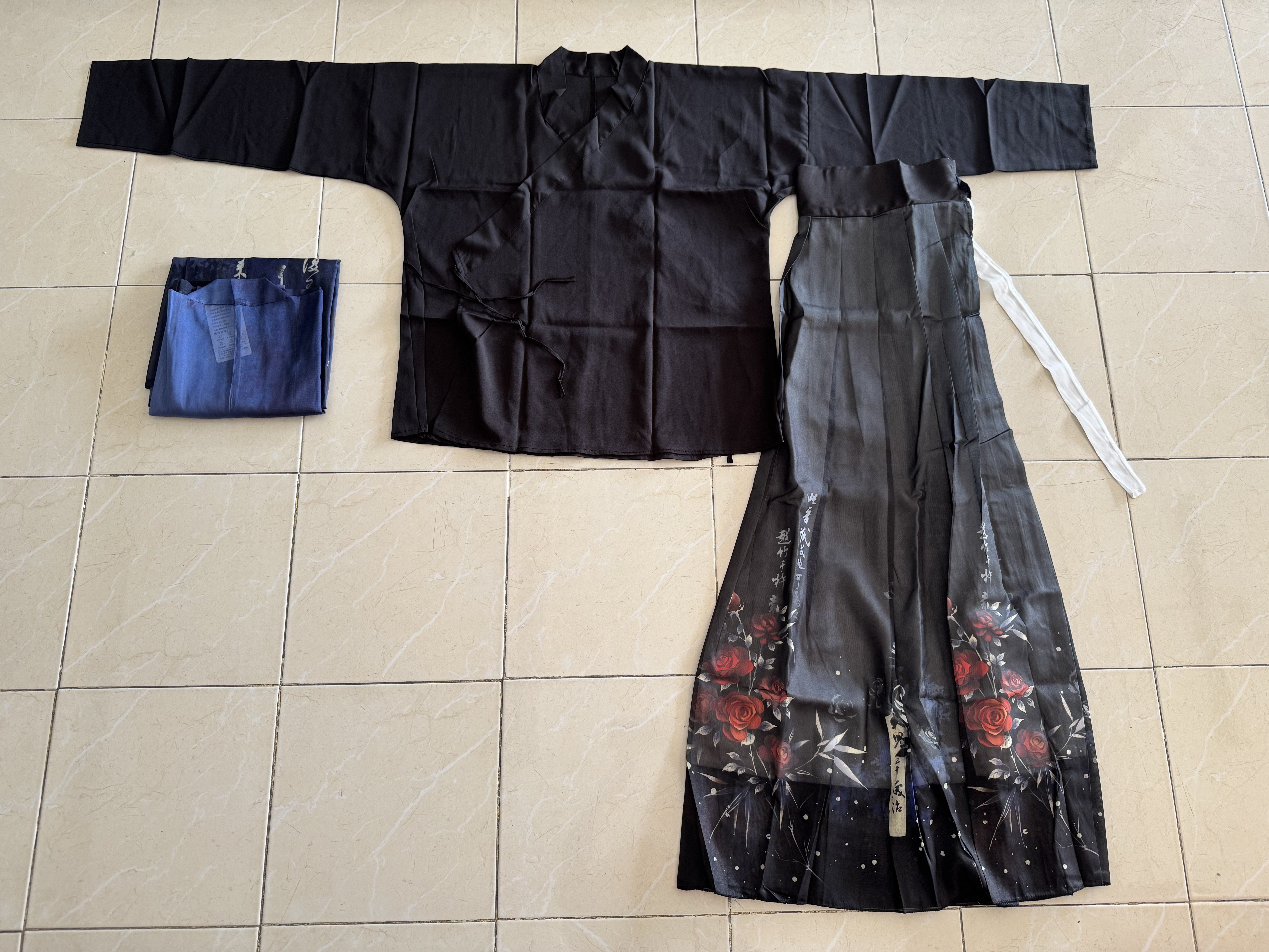 ชุดฮั่นสีน้ำเงิน+ดำ