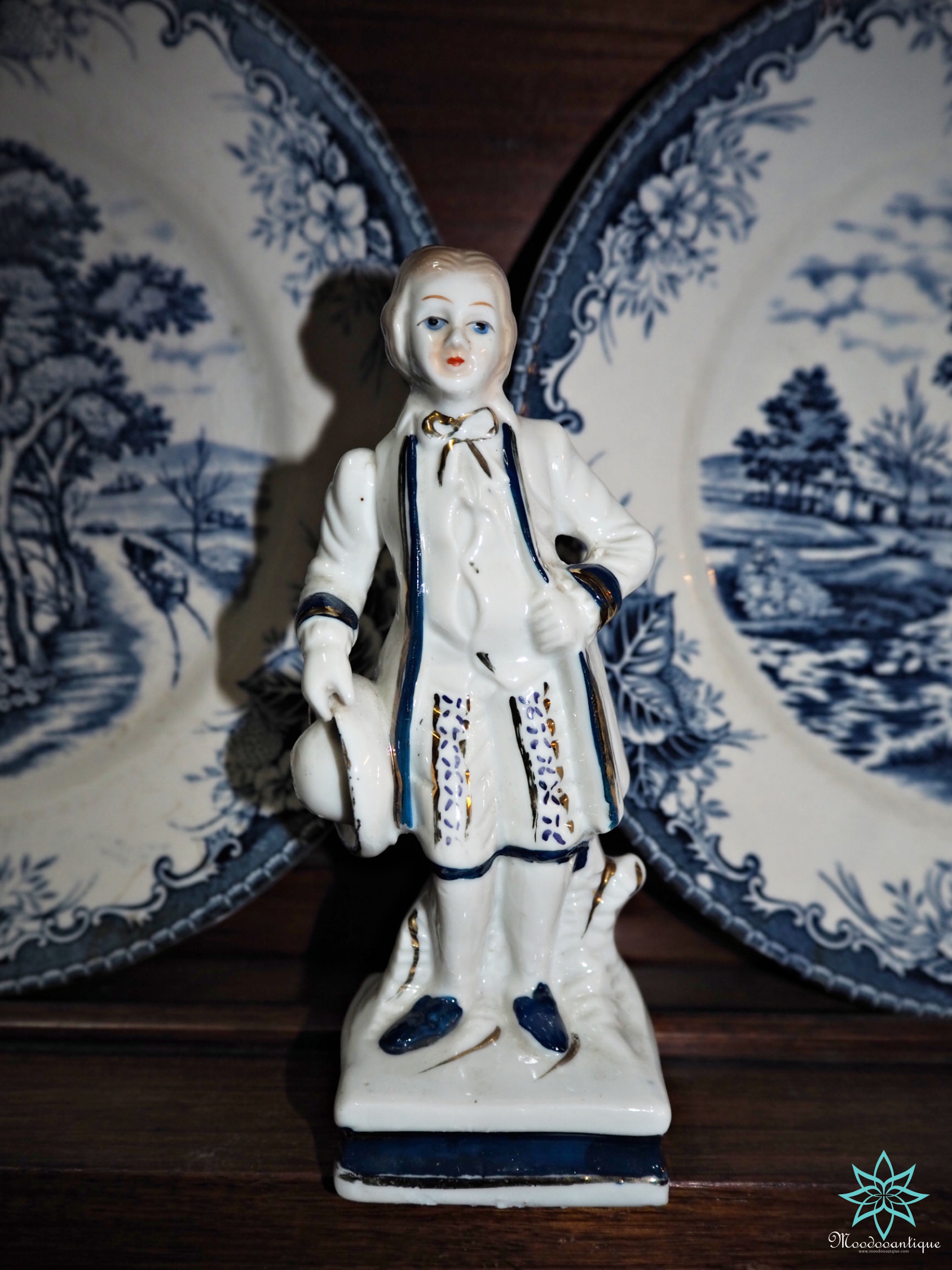 ตุ๊กตาพอร์ซเลนวินเทจ