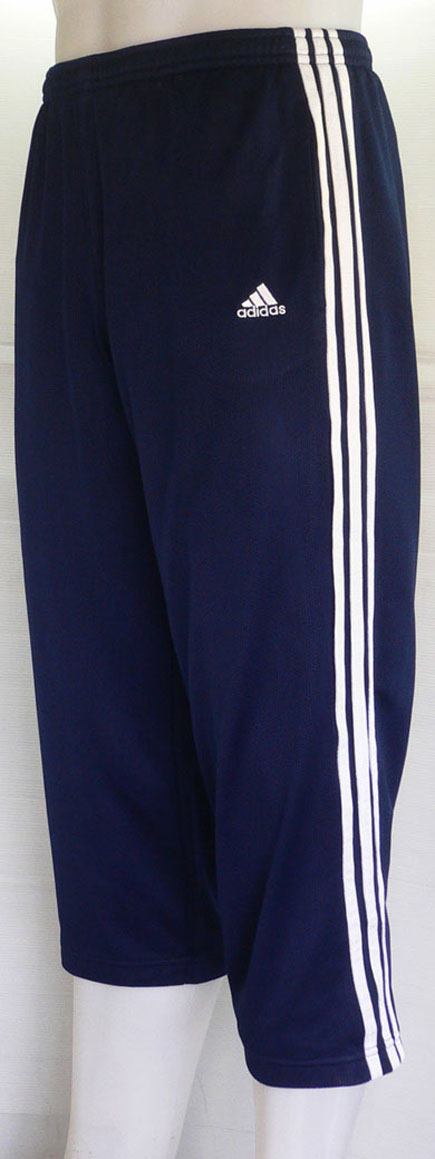 กางเกงวอร์มสี่ส่วน ADIDAS สีกรมท่า ไซส์ M รอบเอว 28-34 นึ้ว
