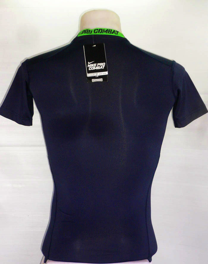 เสื้อรัดกล้ามเนื้อ NIKE PRO COMBAT CORE ไซส์ L