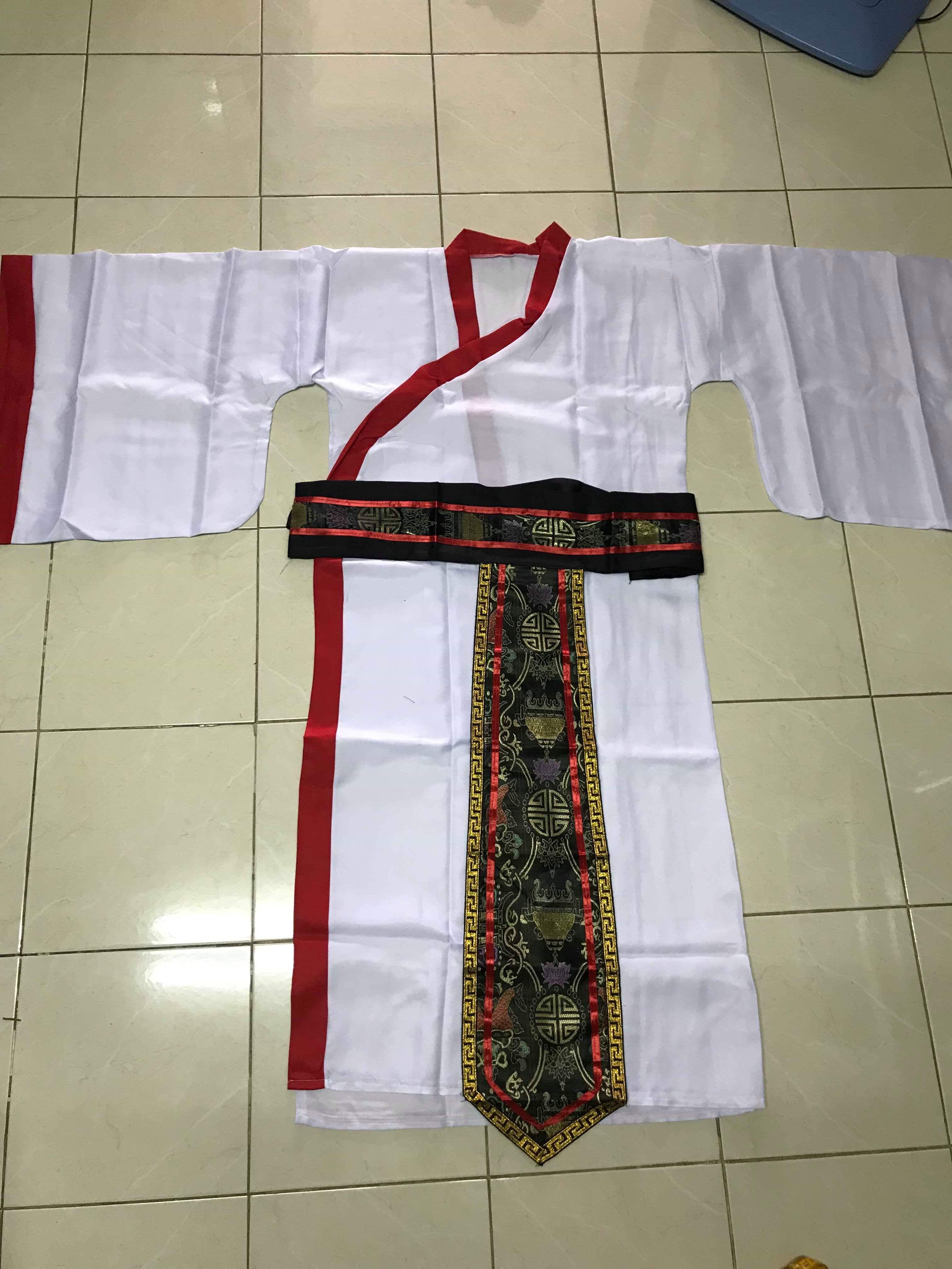 ชุดจีนราชวงศ์ฉินสีขาว รหัส UV 59