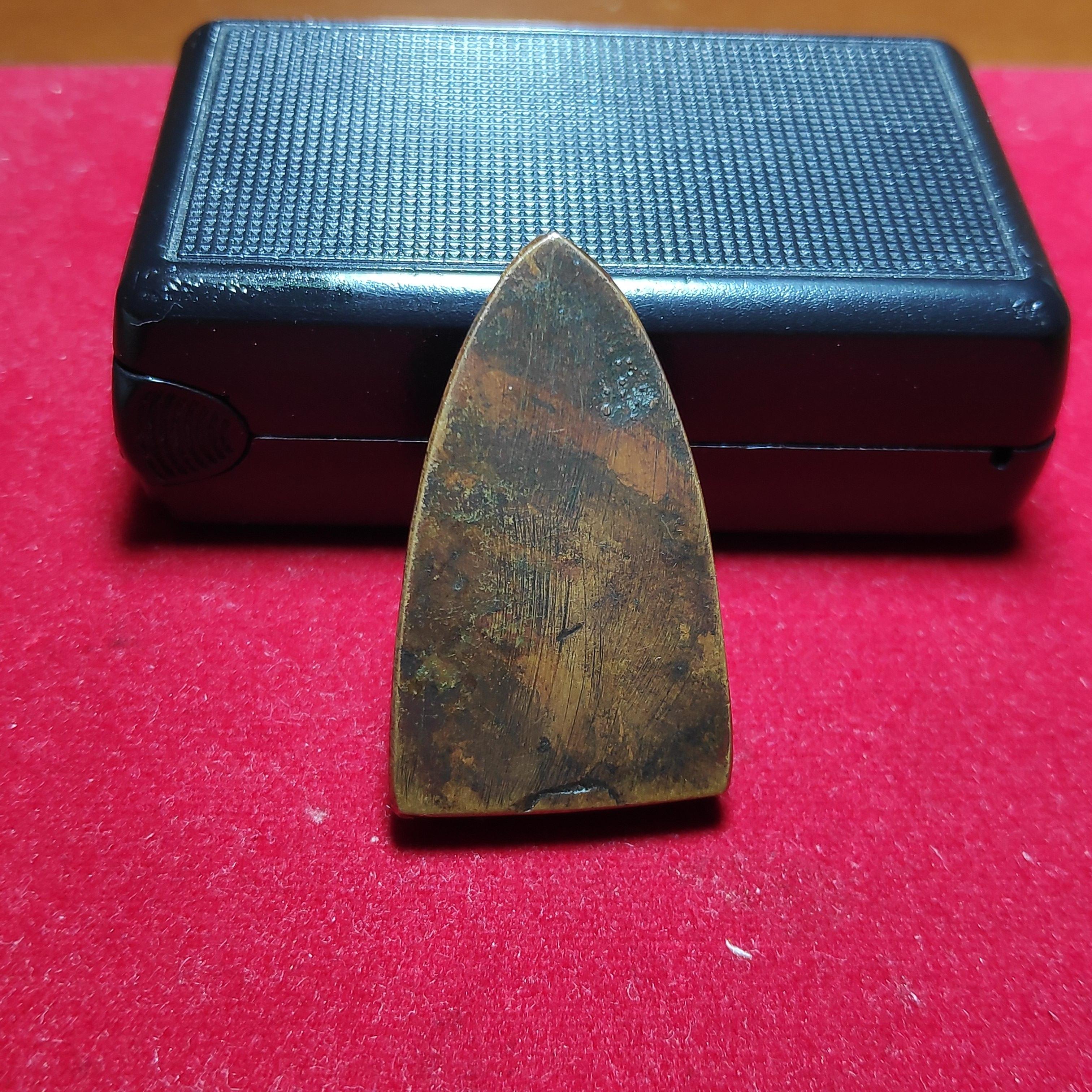 พระหลวงปู่ทวดพิมพ์หลังเตารีดปี2505