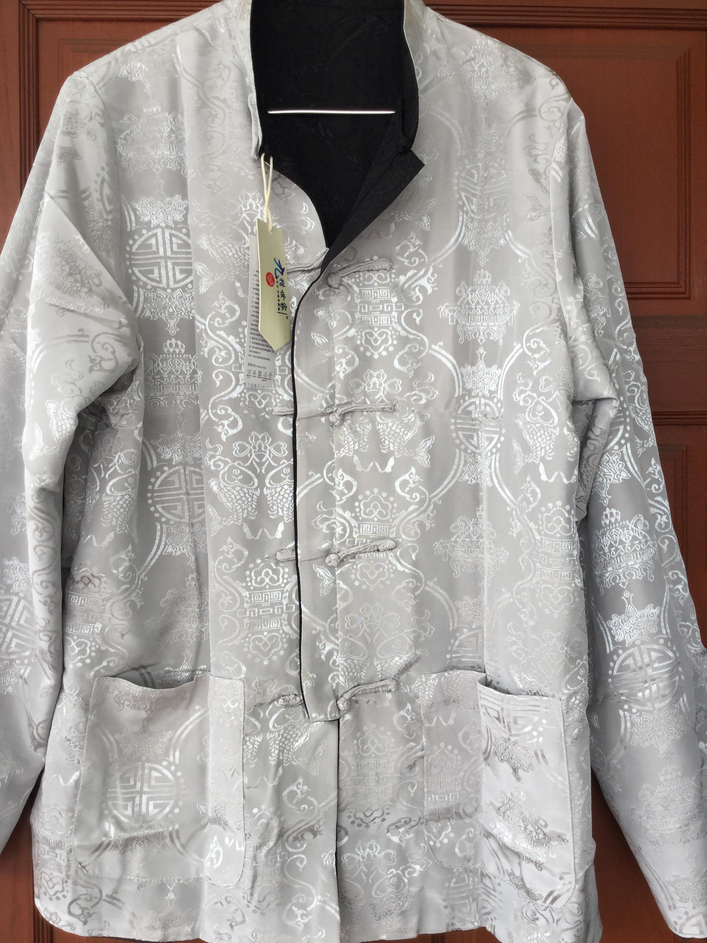 เสื้อจีนผ้า ไหมจีน. สีดำ+ขาวเทา ใส่กลับได้ 2 สีรหัส.O128. สินค้าพร้อมส่ง