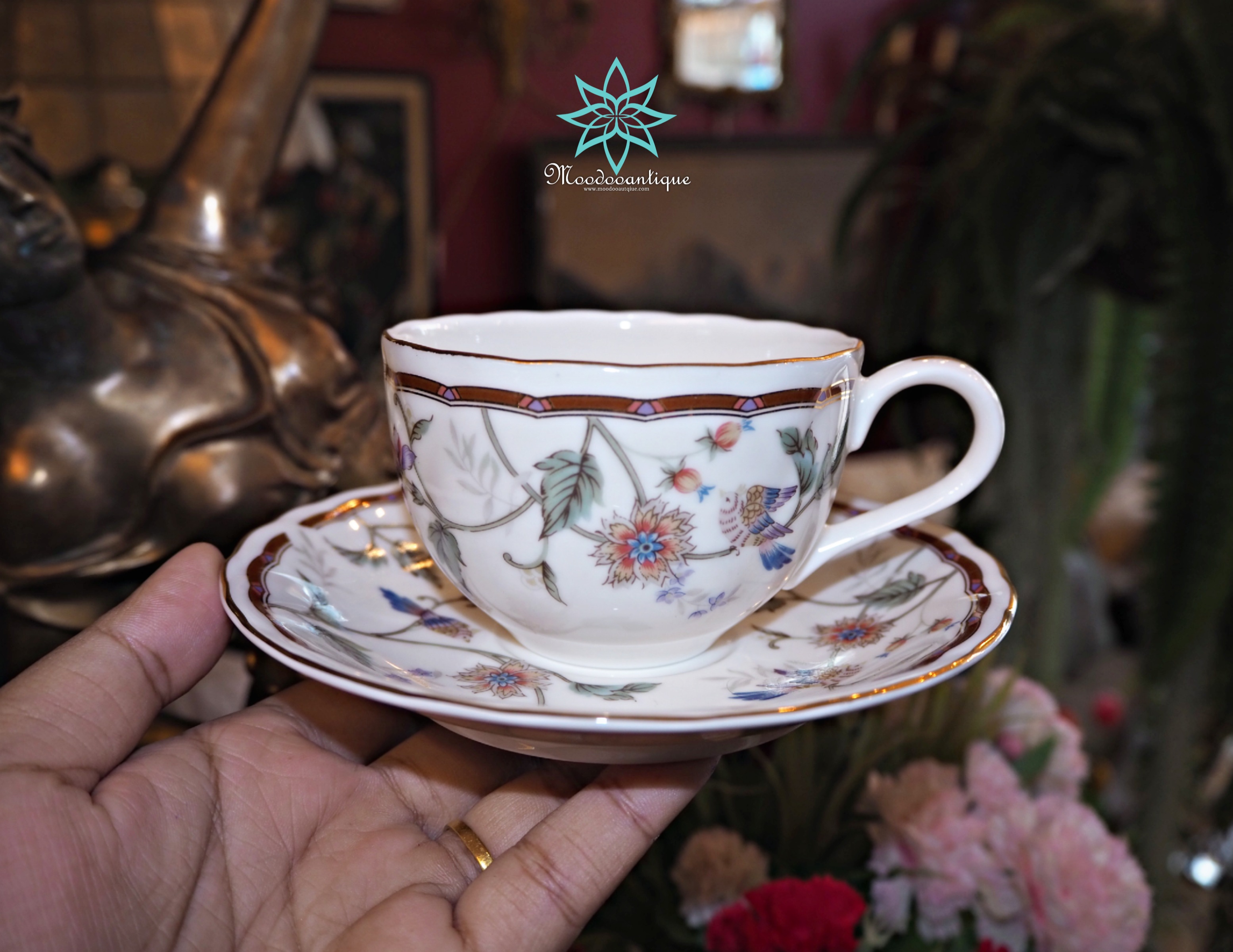 ชุดถ้วยและจานรอง Narumi ลายนก