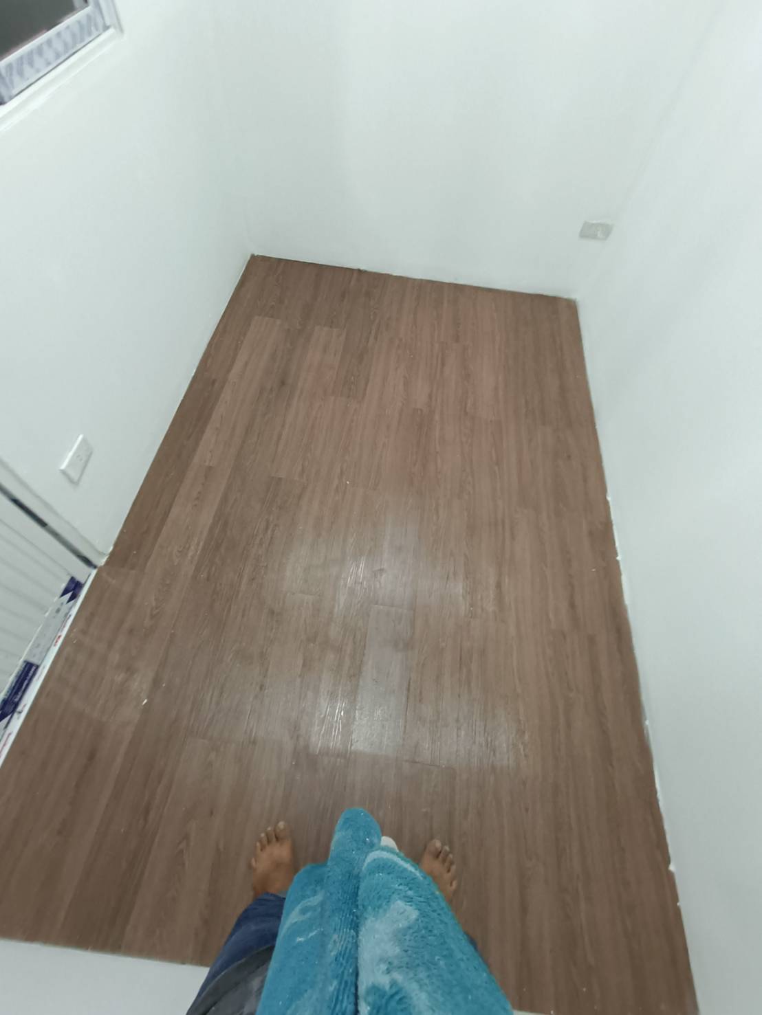 บ้านน็อคดาวน์ขนาด 2*3 เมตร พร้อมกันสาด ระเบียงด้านหน้า UC-K05 *** รวมค่าจัดส่ง