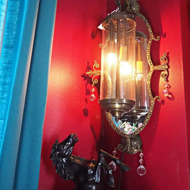 โคมไฟผนังคู่ร้อยคริสตัลอียิปต์
