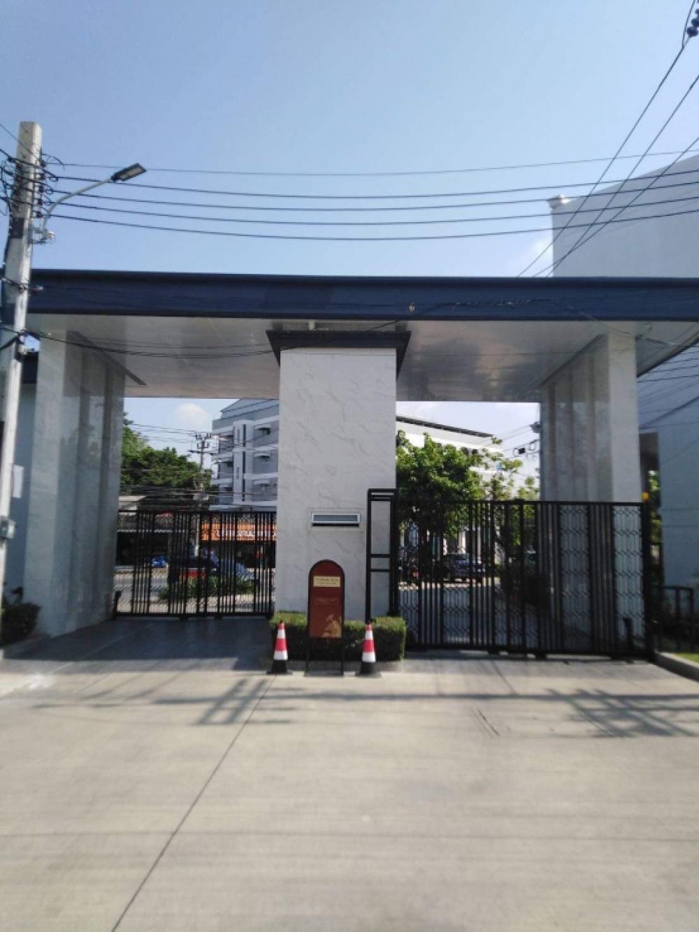 (MH0067) ให้เช่าทาวน์โฮม 3 ชั้น ม.Eternity Town Primrose วัชรพล บ้านใหม่พร้อมอยู่