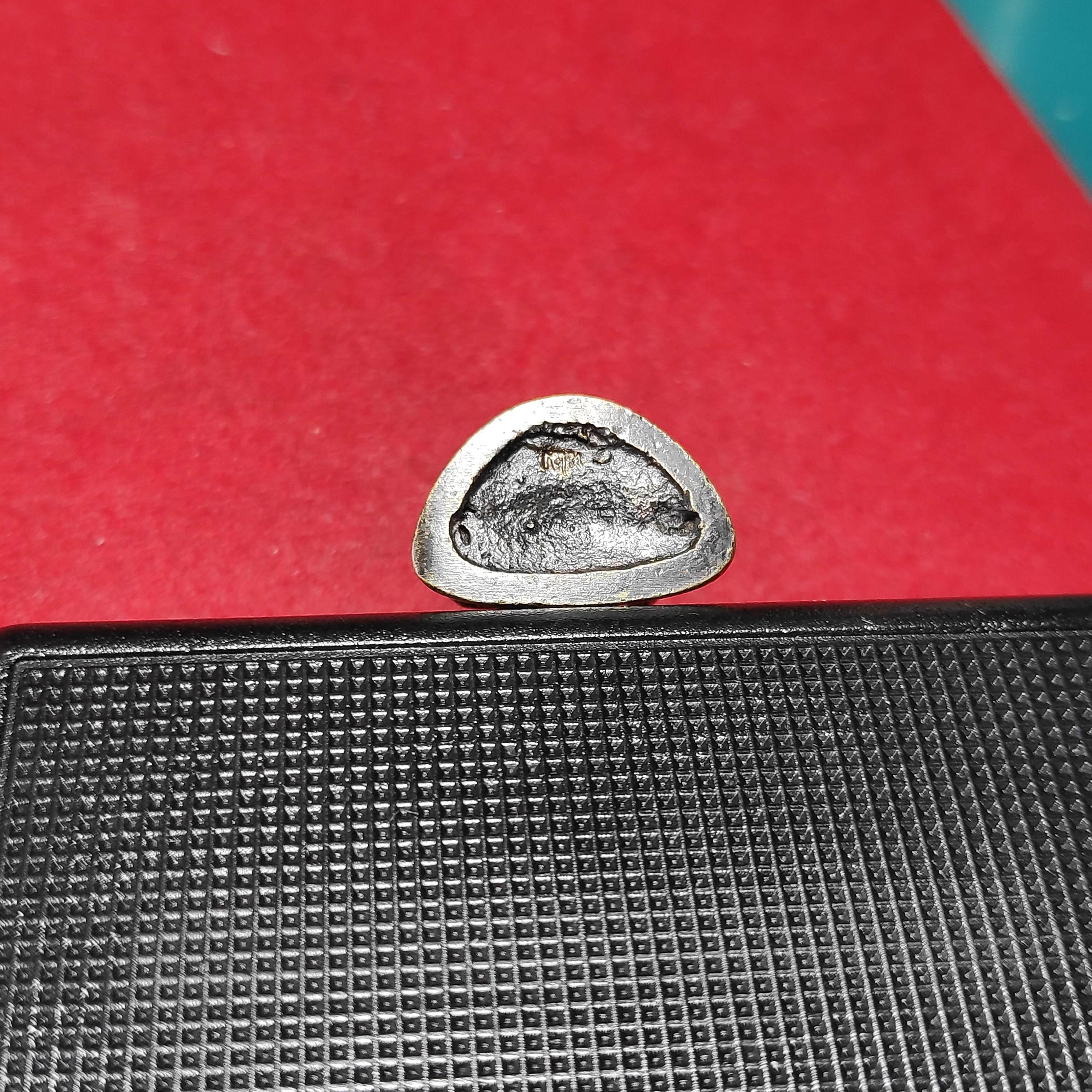 รูปหล่อพระชัยวัฒน์วโรวัดสุทัศน์ฯตอกโค๊ตกงจักรปี2545