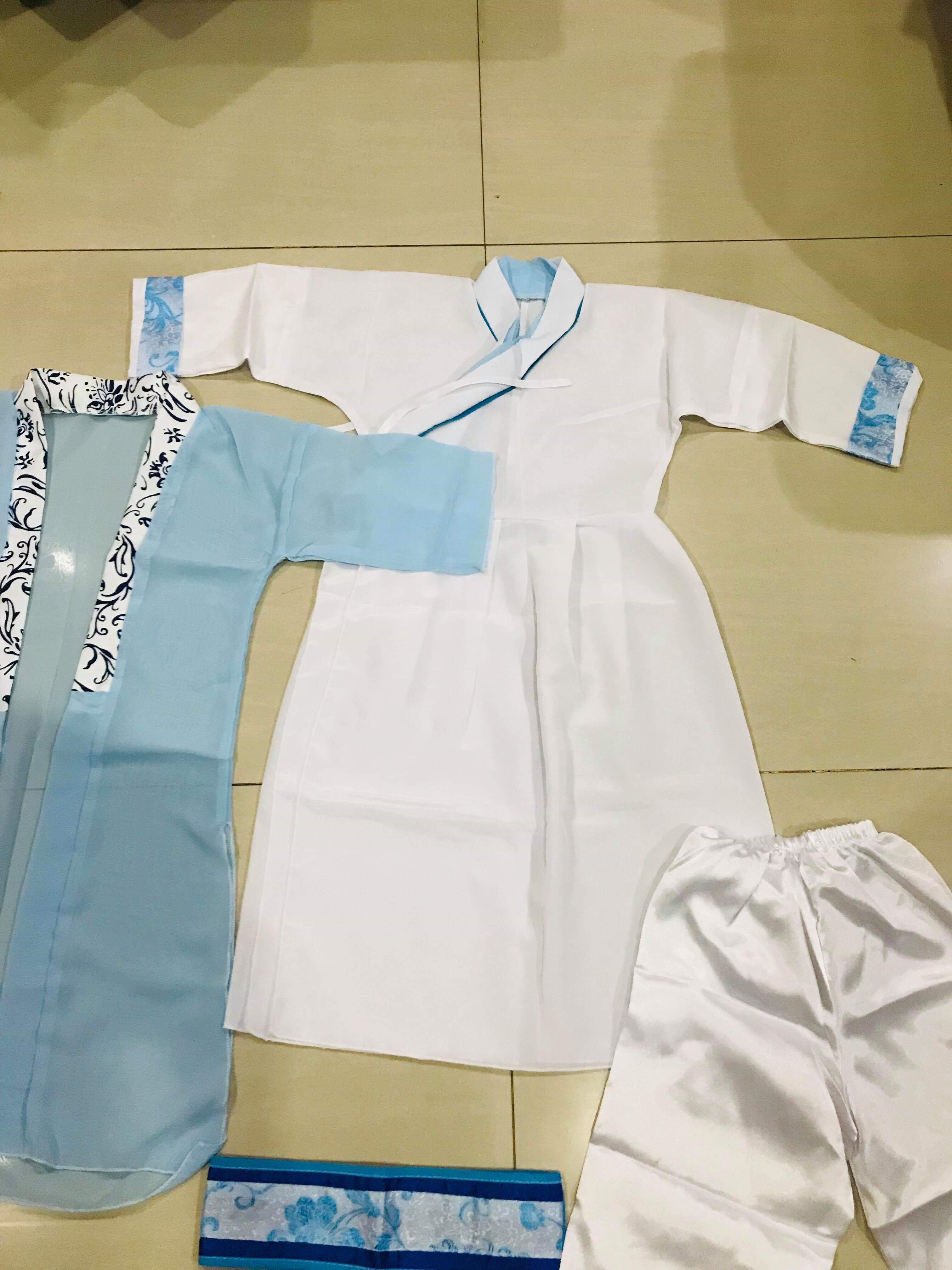 ชุดจอมยุทธน้อย สีขาวฟ้า รหัส J 84 สินค้าพร้อมส่ง