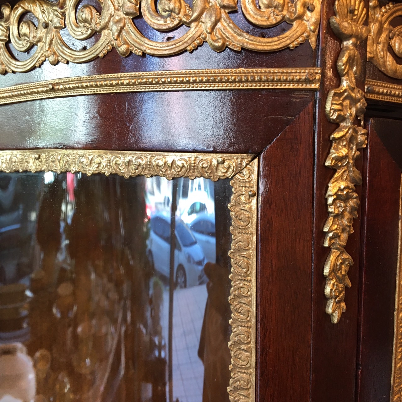 ตู้โชว์ Antique French Vernis Martin Cabinet ORIGINAL