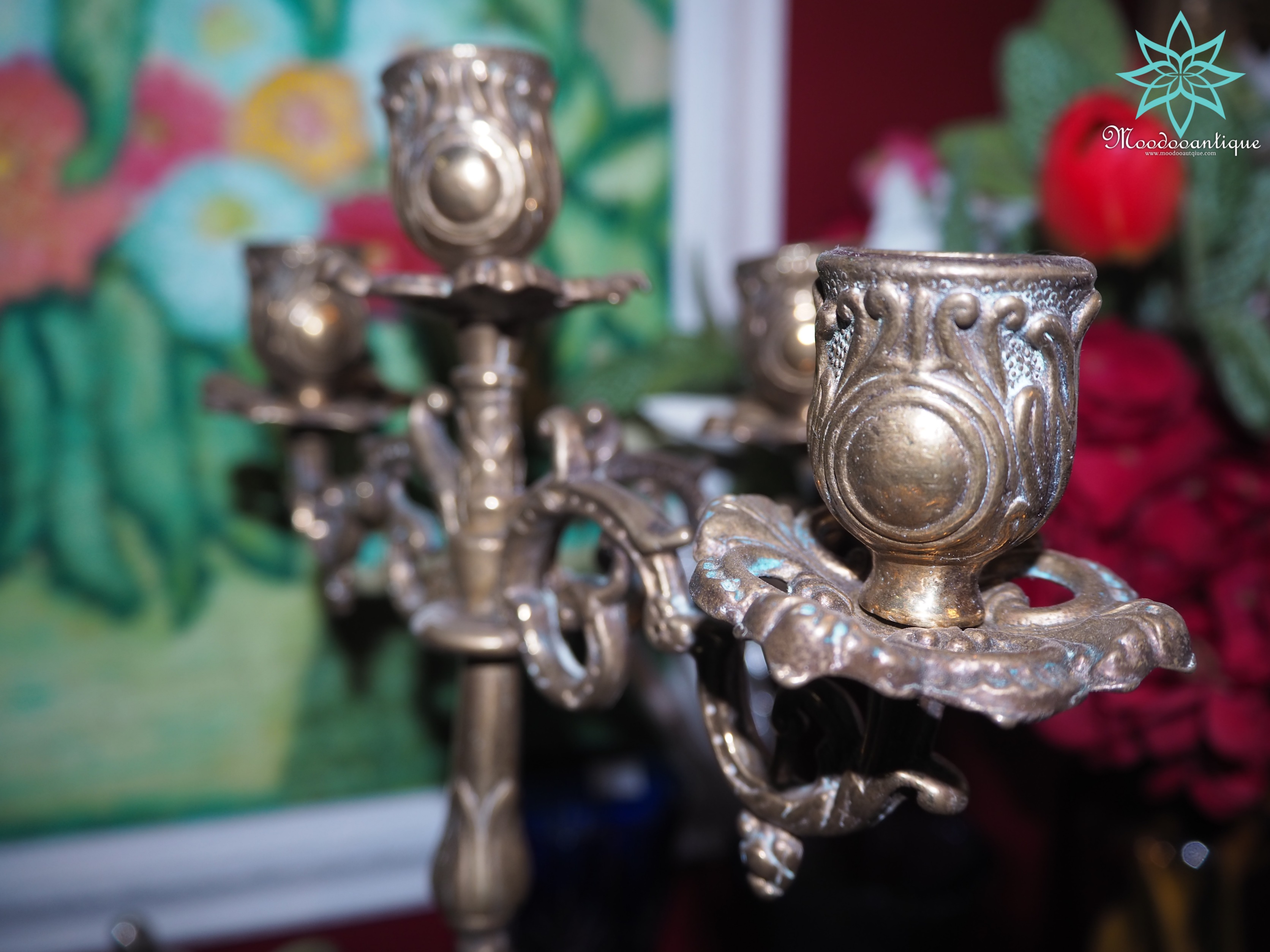 เชิงเทียนทองเหลือง