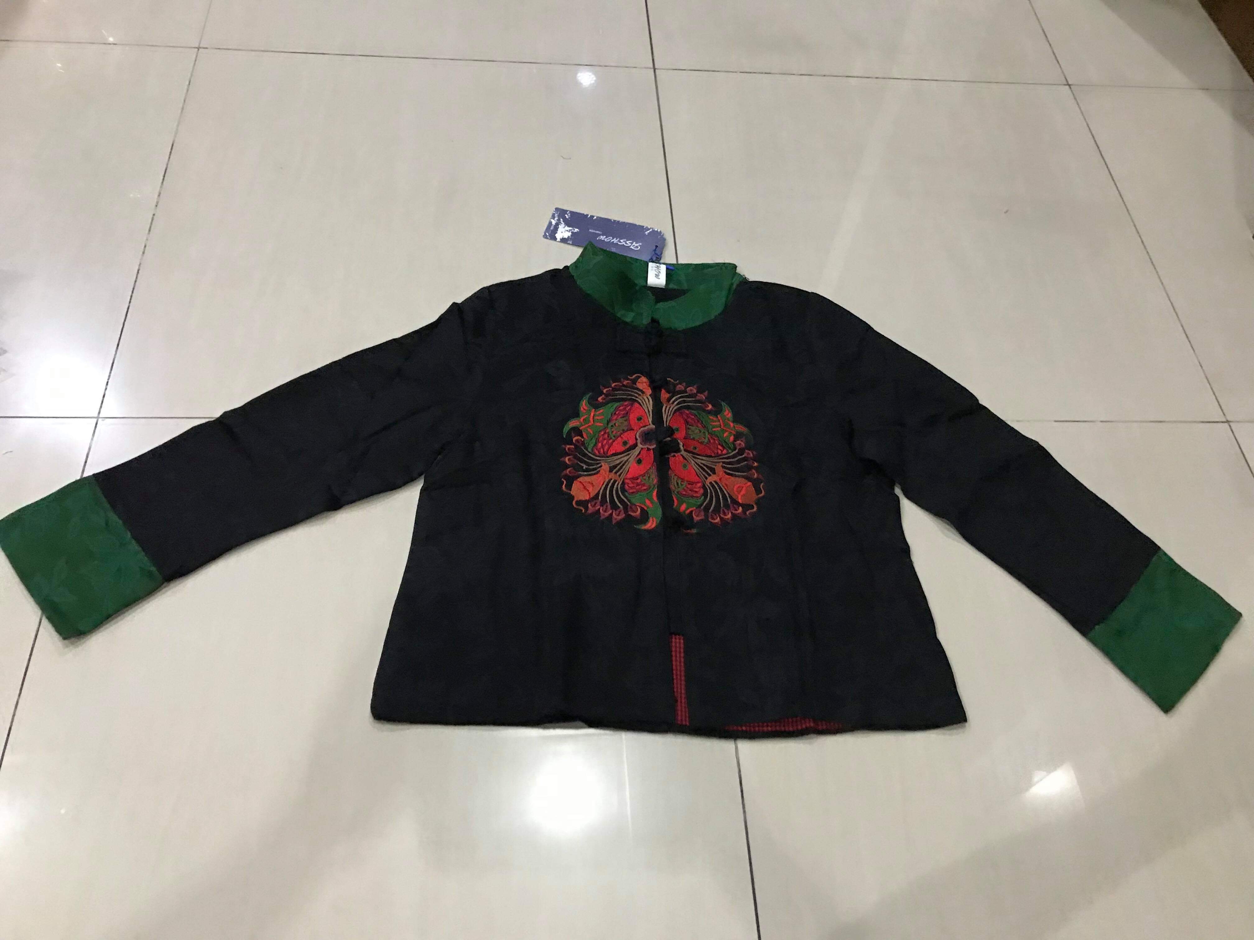 เสื้อผ้าฝ้ายผสมโพลี สีดำ รหัส JO62