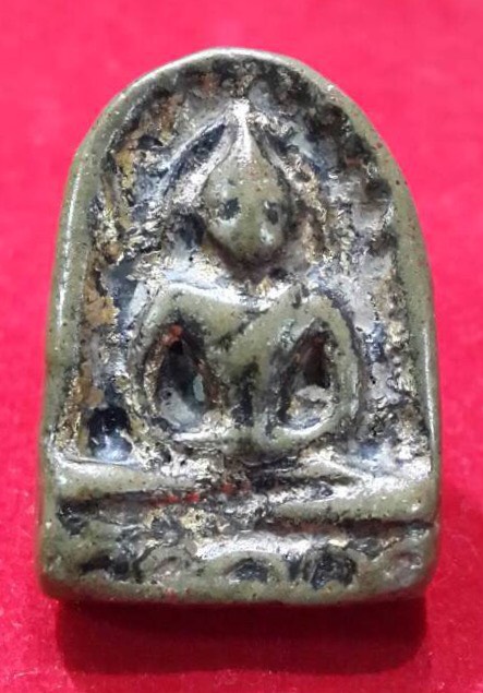 พระซุ้มกอเนื้อเขียว