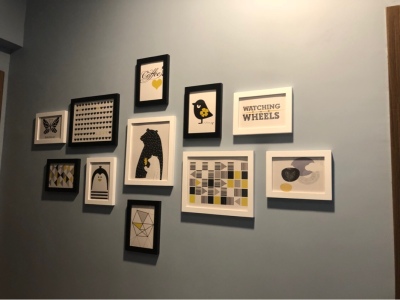 ชุดกรอบรูปติดผนัง Black&White11 (Bear&Bird) กรอบรูปไม้สีขาวดำ11 ชิ้น พร้อมภาพตามแบบและวัสดุติดตั้ง