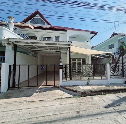 (MH0164) ให้เช่าบ้านแฝด 2 ชั้น ม.ซื่อตรง รัตนาธิเบศร์ รีโนเวทใหม่ ติด MRT ไทรม้า