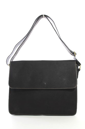 กระเป๋าสะพายรุ่น Square สีดำ (Size L)