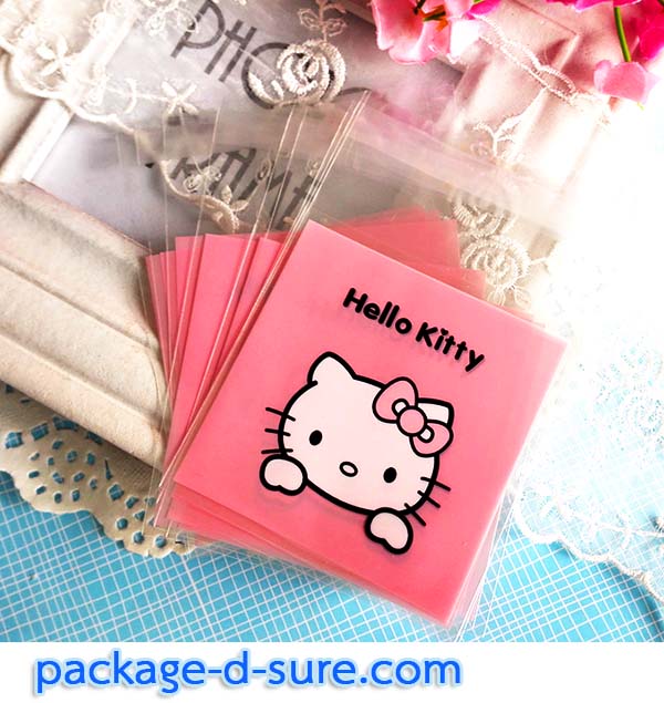 ถุงคุกกี้ แถบกาว 10x10 ลายคิตตี้ หลังชมพู แพ็ค 100 ใบ