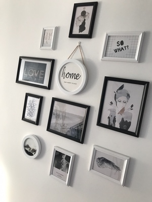 ชุดกรอบรูปติดผนัง Vertical set 11 (Black&White-Nordic) กรอบรูปไม้ 9 ชิ้นพร้อมภาพตามแบบ + รูปแคนวาส 2 ชิ้นและวัสดุติดตั้ง