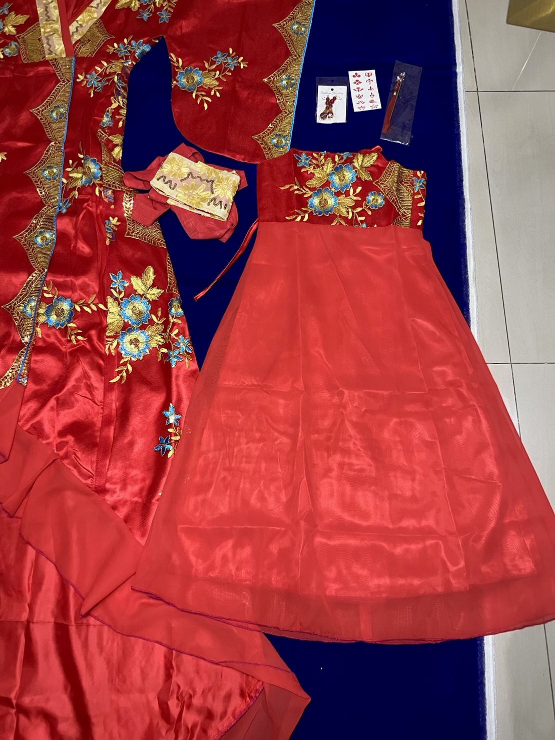 #ชุดเจ้าหญิงฮั่นฝูสีแดง . รหัส FHN198 สินค้าพร้อมส่ง