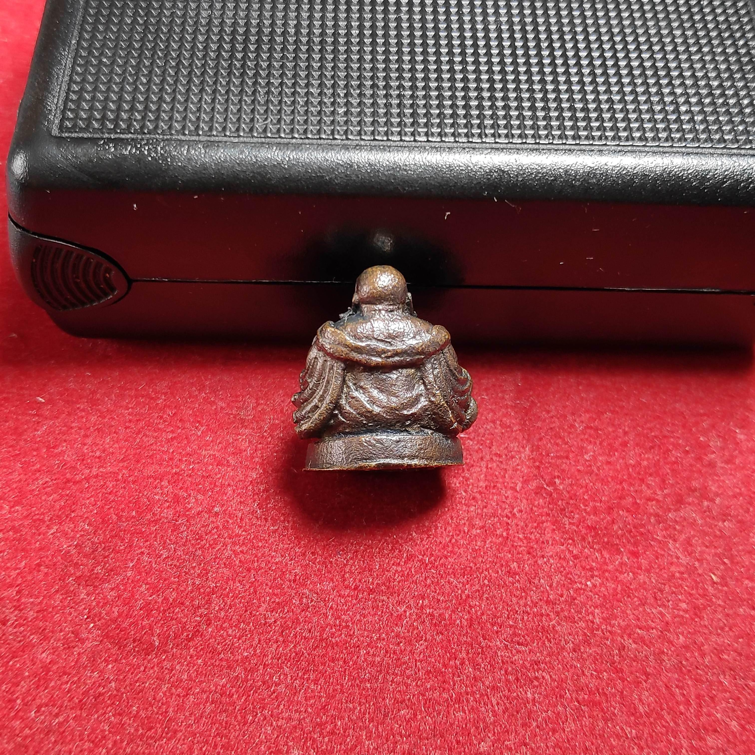 รูปหล่อพระสังกัจจายณ์พิมพ์เล็กก้นตอกโค๊ดภาษาจีนเนื้อนวะ