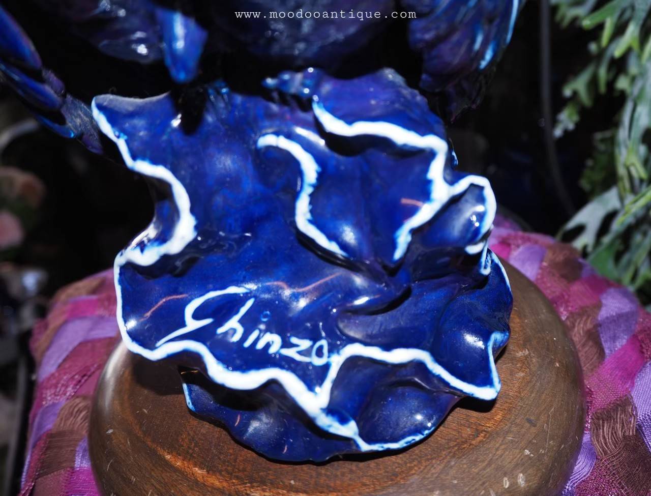 โคมไฟตั้งโต๊ะรูปนกยูงสีนำ้เงิน