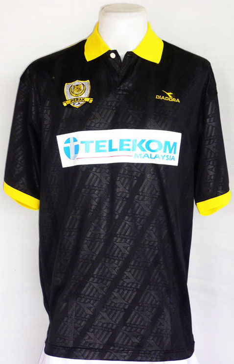 เสื้อลำลองฟุตบอล DIADORA PERAK F.A. MALAYSIA ไซส์ XL รอบอก 46 นิ้ว