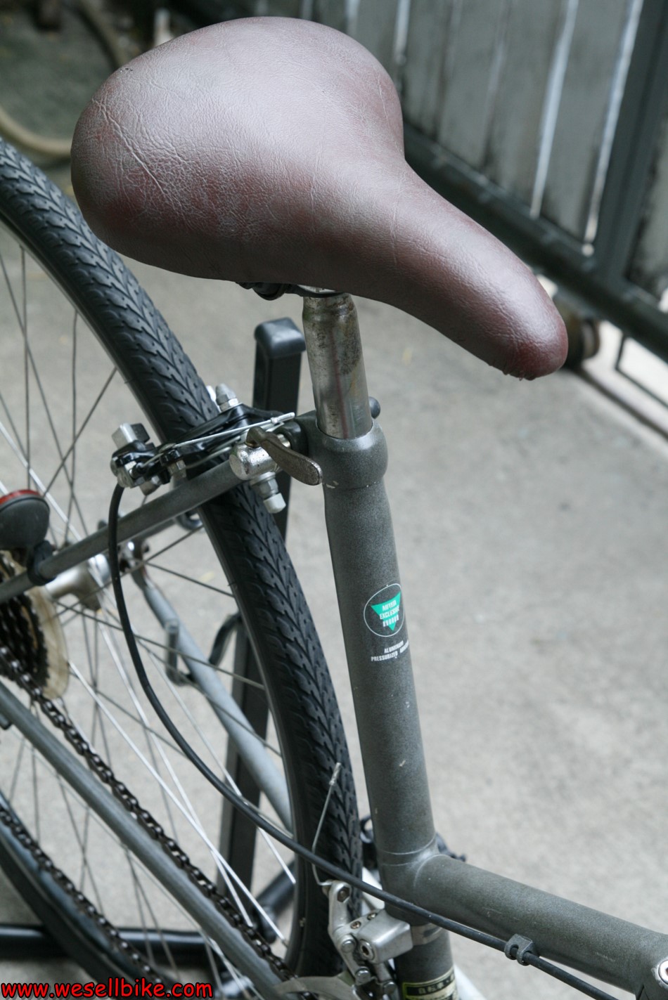 จักรยานพับ Miyata ล้อ700C สีเทาระเบิด