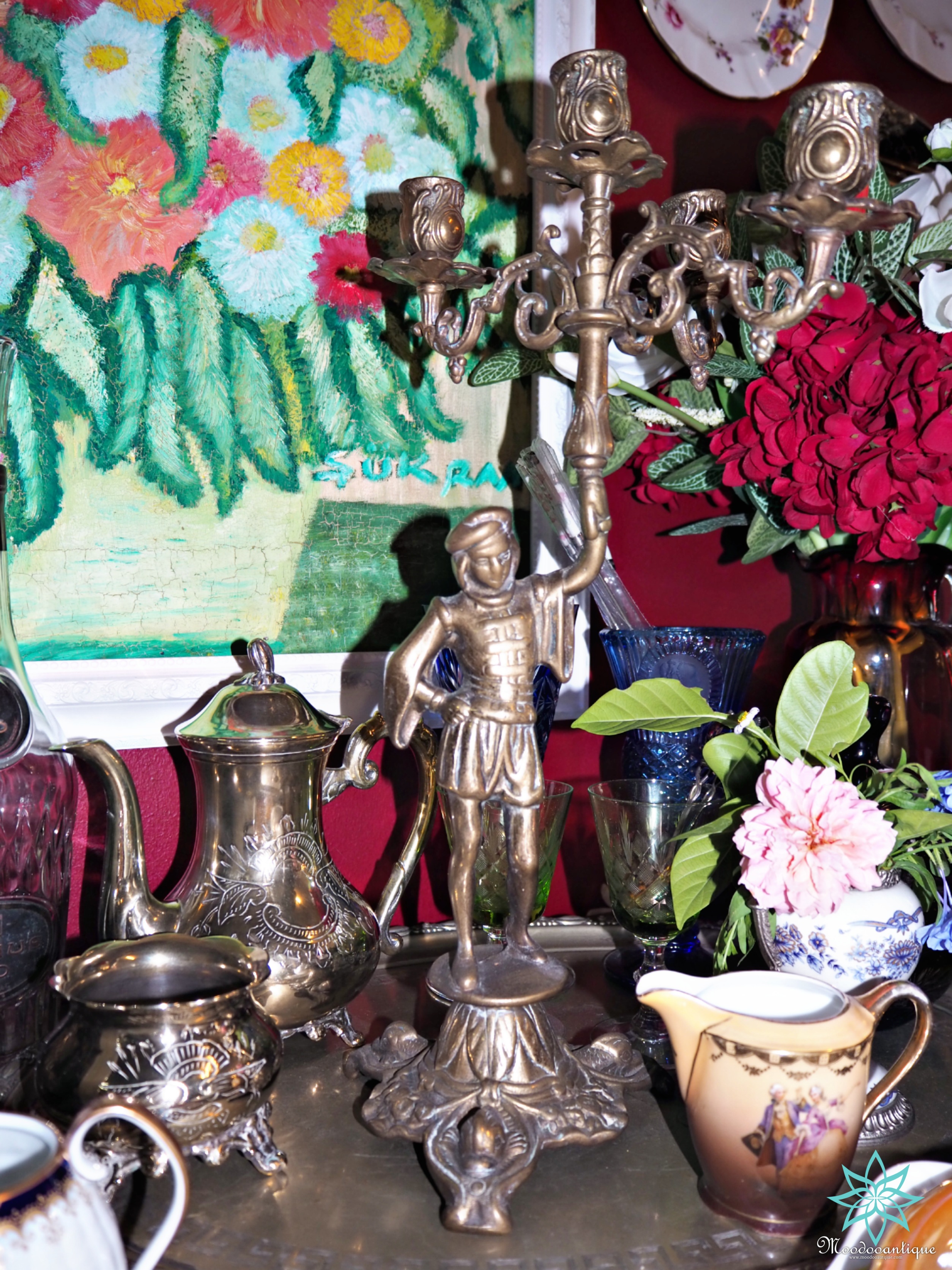 เชิงเทียนทองเหลือง